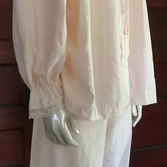 Vintage pajama set top & pants sleepwear pastel pink and lace - Picture 2 of 9